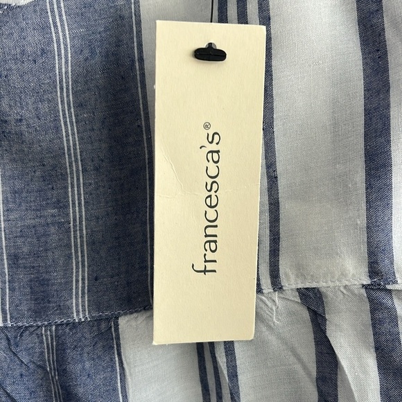Francesca‘s Blue Rain, white and blue striped blouse women’s size‎ medium NWT - Picture 3 of 5